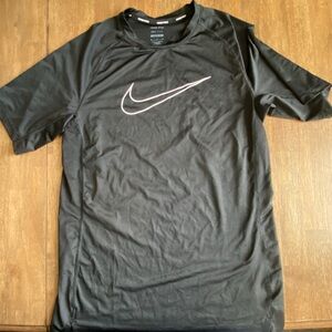 Black Nike Pro Dri-fit, Slimfit, Men’s Short Sleeve Shirt 
Size: Medium   Used